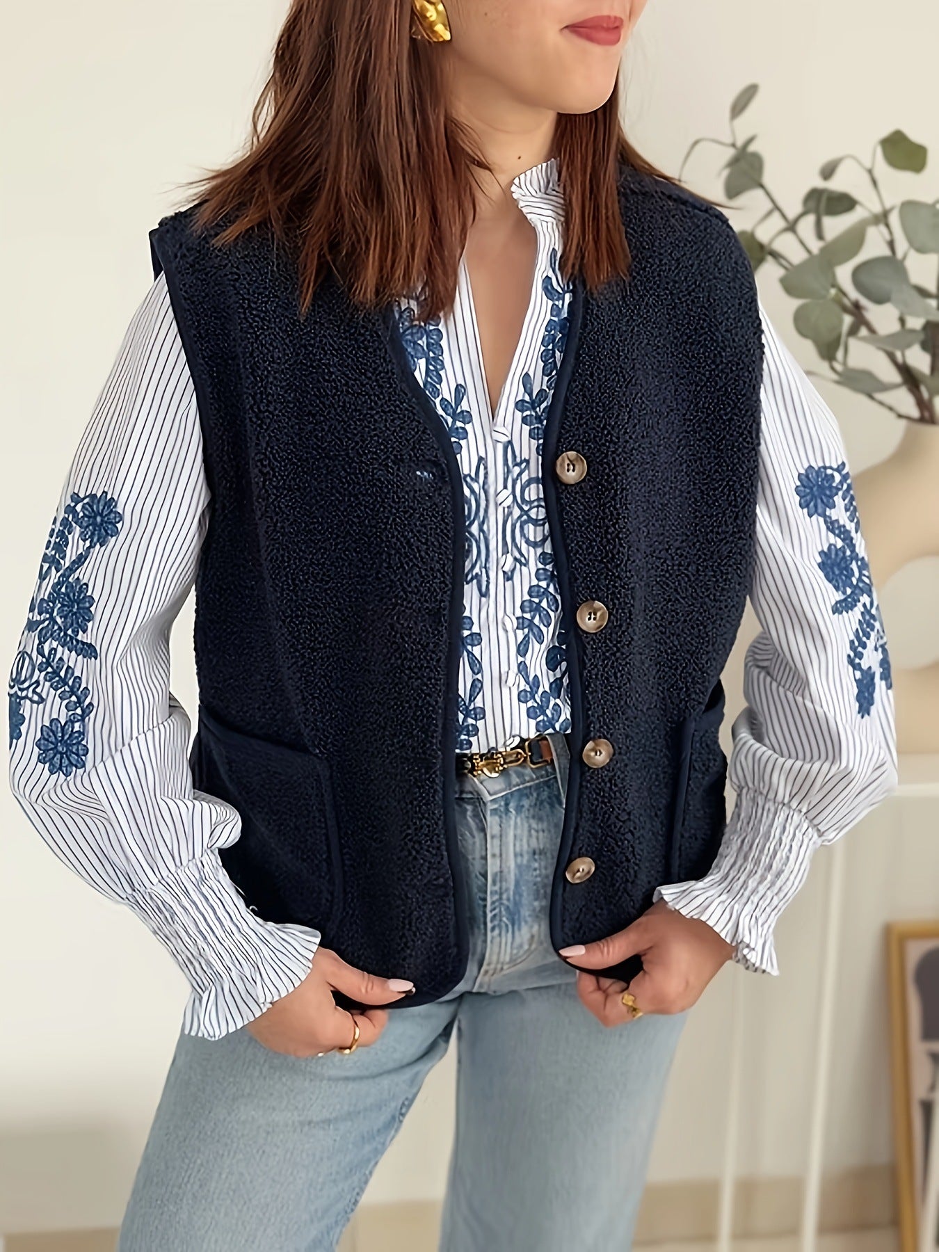 Women's Warm Outer Wear Lambswool Sleeveless Button Vest