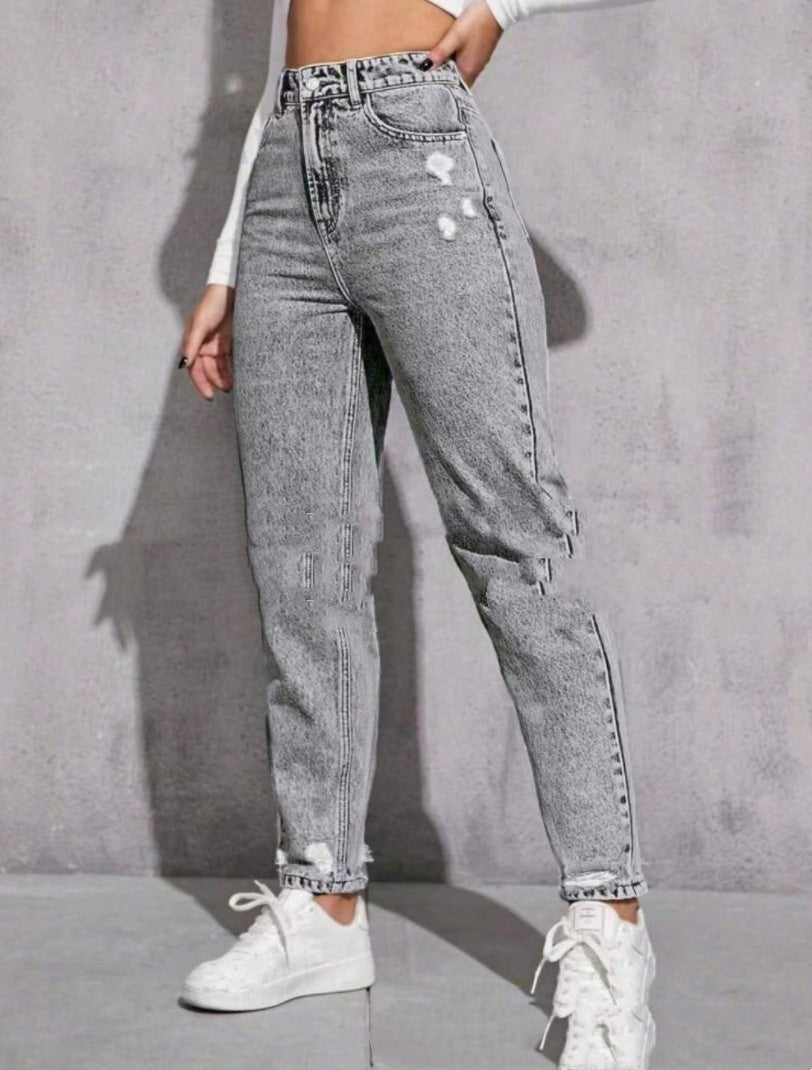 European And American Women's Casual Ripped Washed Jeans With Nine-part Calf